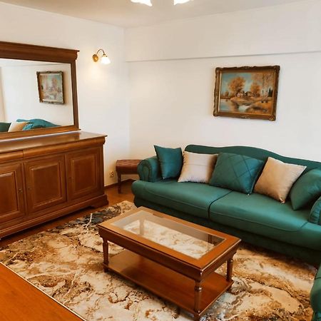 بوخارست L'Imerald Ultra-Central Apartment-Artesian Fountains View المظهر الخارجي الصورة